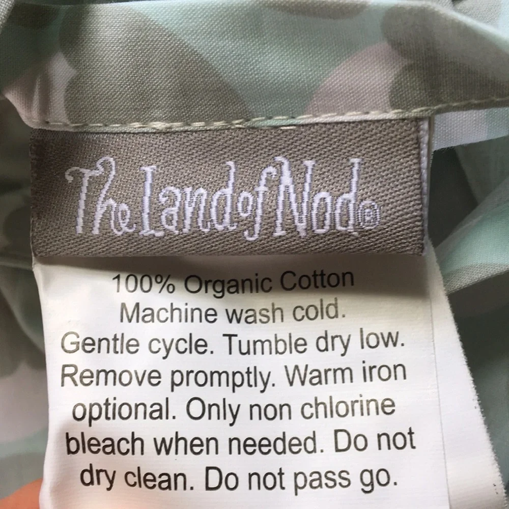 The Land of Nod Standard Sham Well Nested Acorn NWT